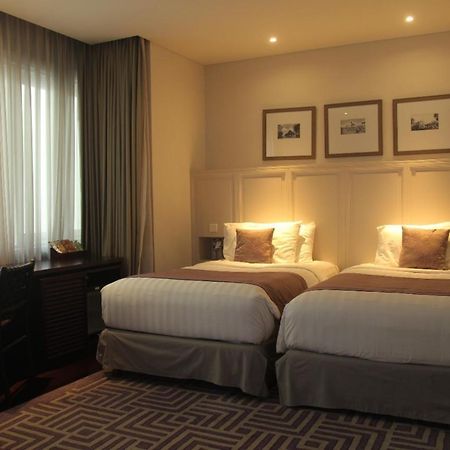 The Shalimar Boutique Hotel Malang Kültér fotó