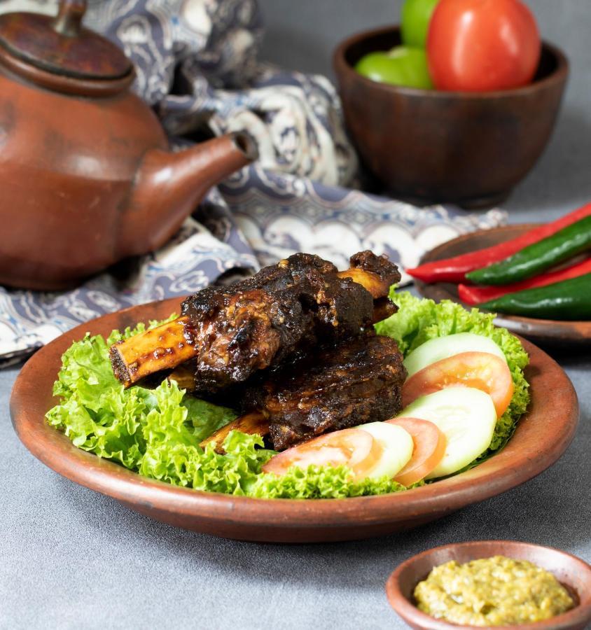 The Shalimar Boutique Hotel Malang Kültér fotó