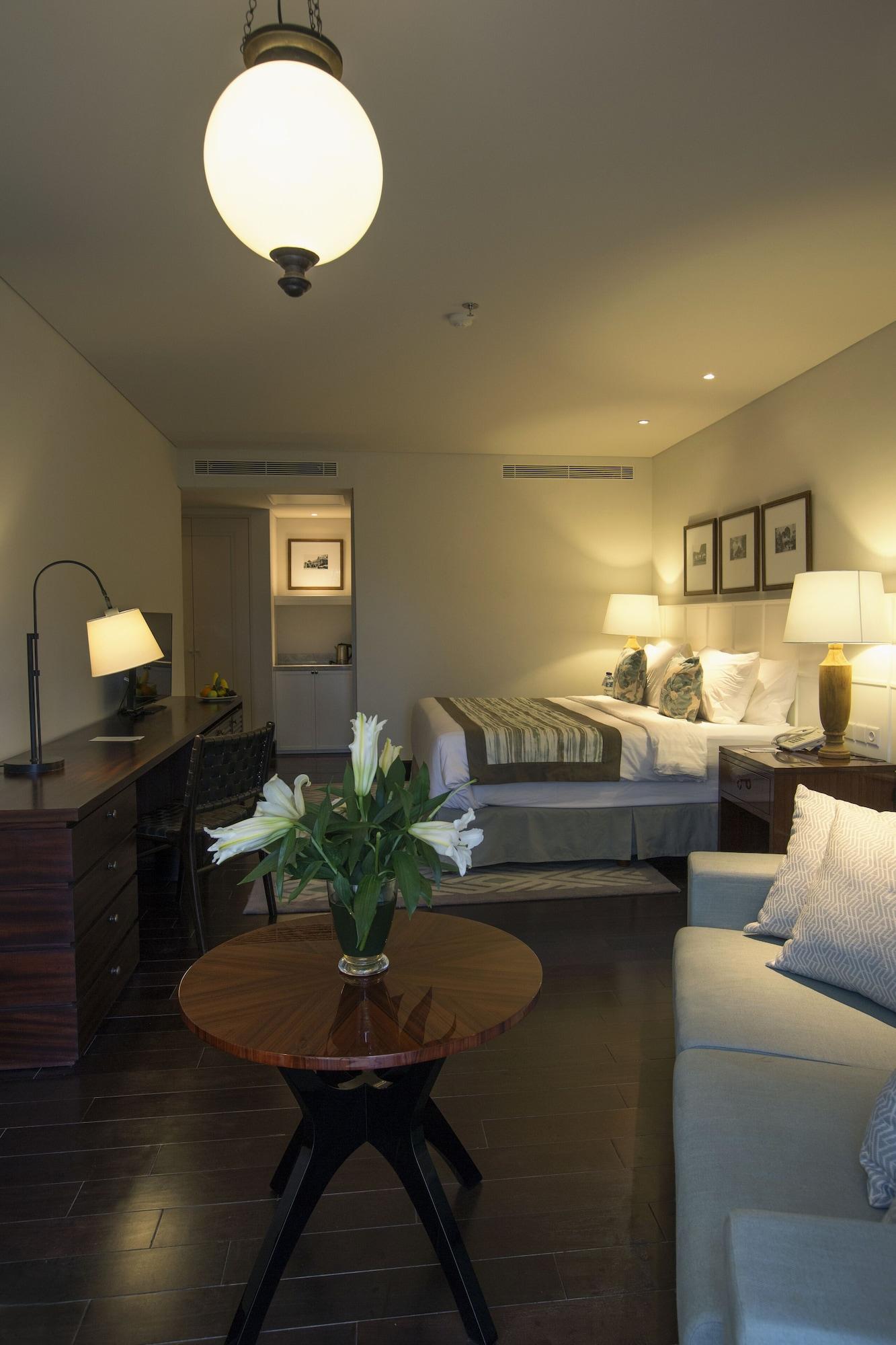 The Shalimar Boutique Hotel Malang Kültér fotó