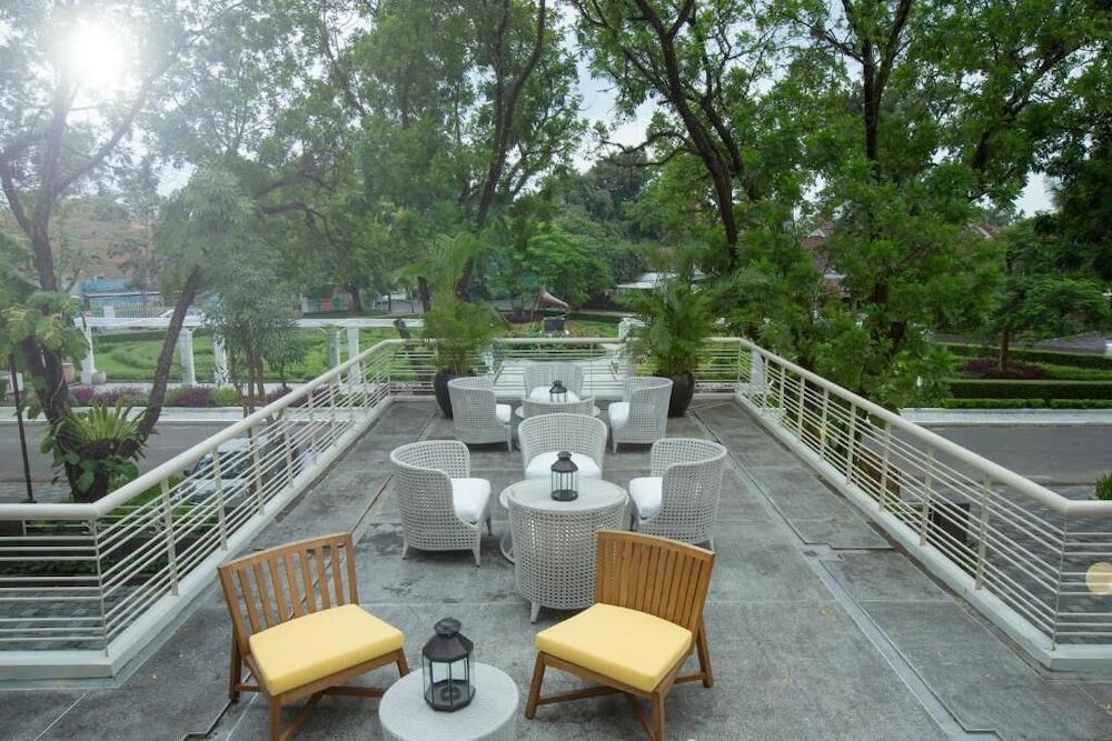The Shalimar Boutique Hotel Malang Kültér fotó
