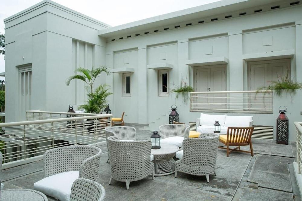 The Shalimar Boutique Hotel Malang Kültér fotó