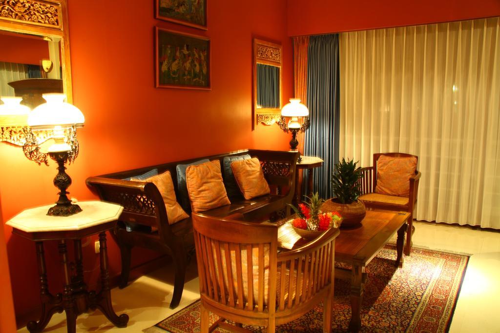 The Shalimar Boutique Hotel Malang Kültér fotó