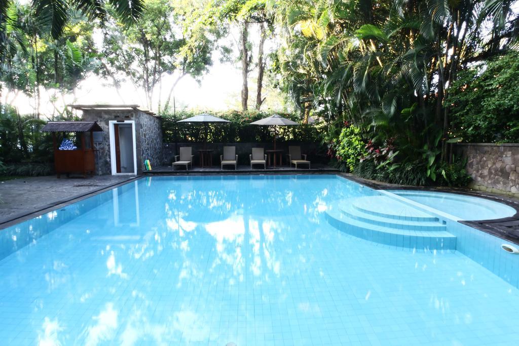 The Shalimar Boutique Hotel Malang Kültér fotó